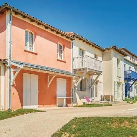 Maison Familiale Avec Terrasse, 6 Personnes - Api-1-52-1372 Carla-Bayle