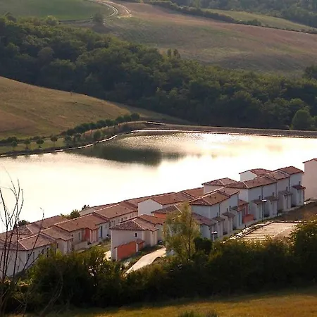 Campsite Maison Familiale Avec Terrasse, 6 Personnes - Api-1-52-1372 *