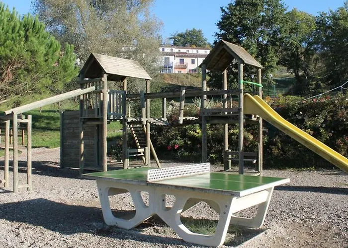 Maison Familiale Avec Terrasse, 6 Personnes - Api-1-52-1372 Campingplads Carla-Bayle