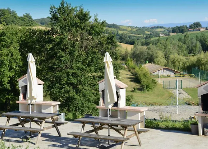 Maison Familiale Avec Terrasse, 6 Personnes - Api-1-52-1372 *